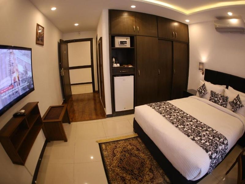 Hotel Photo 5
