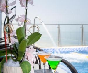 Avenis Hotel Da Nang Vietnam