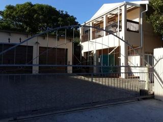 Hotel pic Yonz Self Catering Units