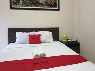 Hotel pic RedDoorz Plus near Ramayana Banyuwangi