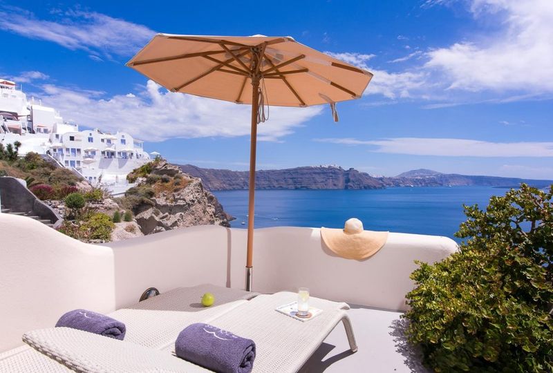 image of hotel Pezoules of Oia