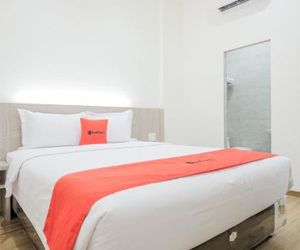 RedDoorz Plus @ Jalan Juanda Medan Medan Indonesia