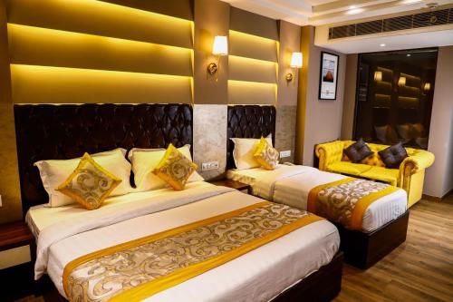 Hotel Oak Plaza – New Delhi Railway Station with free Secured parking