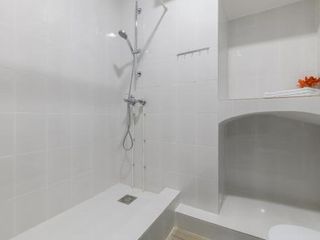 Beautiful*newly furnished*Studio Apartment 5 min walk from Hermitage