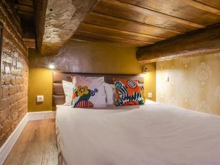 Травелто Литейный 59