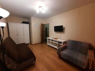 Двухкомнатная квартира ул.Белградская д.28 к.6