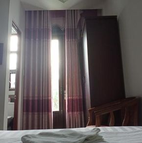 NearBy Hotel
