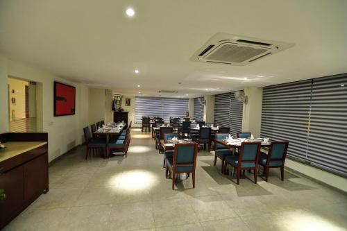 Hotel Photo 12