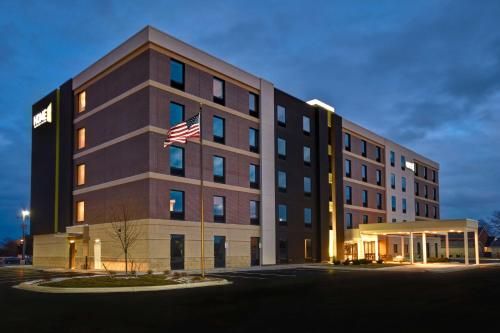 Photo of Home2 Suites By Hilton Bowling Green, Oh