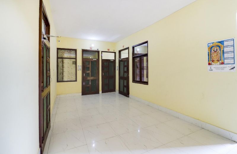 OYO 76167 Siddhant Guest House