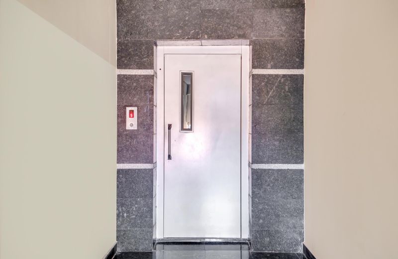 OYO 76752 Goverdhan Rooms