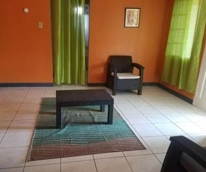Private bedroom -Unity Villa Ac/WiFi/Near beach/Kingsize bed Montego Bay Jamaica
