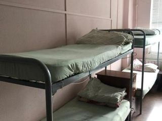 Staff Hostel Караваевская 57