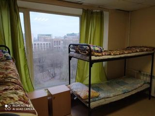 Staff Hostel Караваевская 57