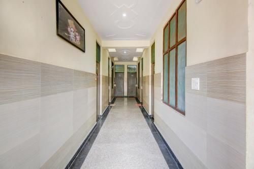 OYO 78011 Hotel A-one