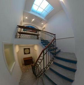NearBy Hotel