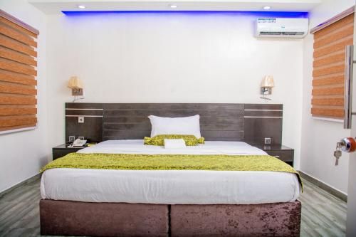 Hotel Photo 3