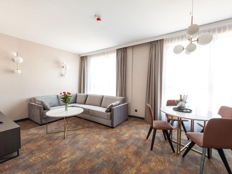 Hotel Photo 7