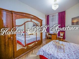 Holiday 4BR Apartment