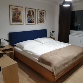 NearBy Hotel