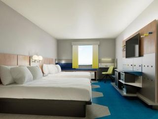 Фото отеля Microtel Inn Suites by Wyndham Lac-Megantic