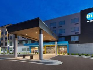 Hotel pic Tru By Hilton Comstock Park Grand Rapids, MI