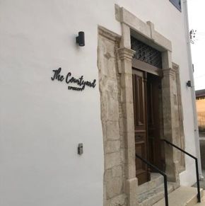 NearBy Hotel
