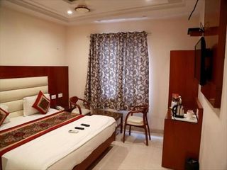 Фото отеля Hotel Marina Near IGI Airport Delhi
