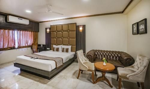 Hotel 24 Seven Nashik