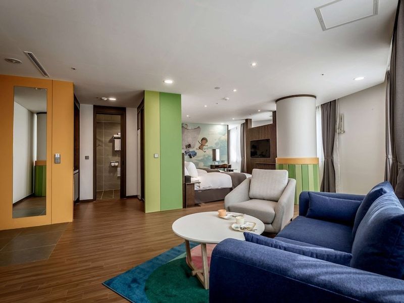 Hotel Photo 12