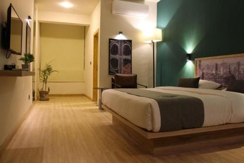 Hotel Photo 3