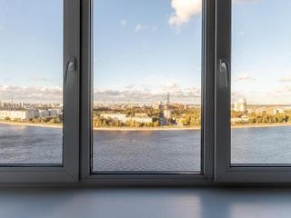 Квартира с видом на Неву