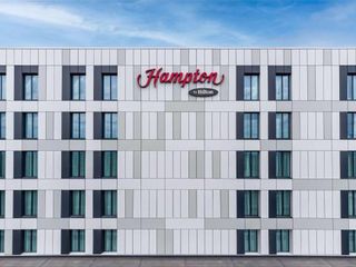 Фото отеля Hampton by Hilton High Wycombe