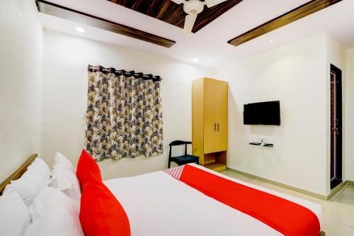 OYO Flagship 79145 Laa-Sa Rooms