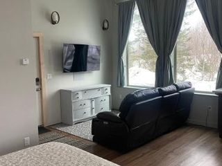 Фото отеля Spruce Lodge
