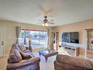 Фото отеля Tucson Home with Patio and Games Less Than 1 Mi to Park Place