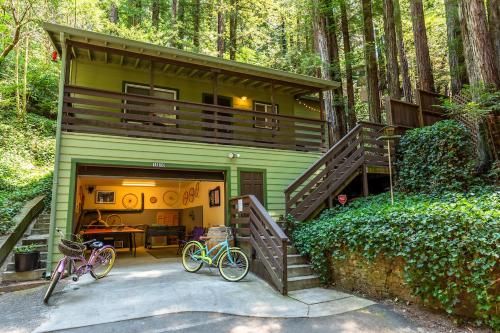 Photo of Vino Velo Retreat! Redwoods! Hot Tub!! Fire Table!! BBQ!! Game Room!! Fast WiFi!! Dog Friendly!!