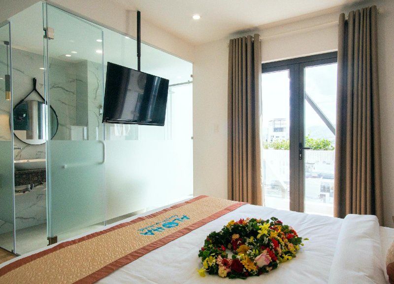 Hotel Photo 9