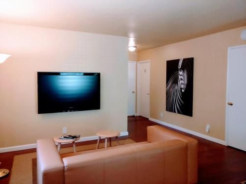 Photo of Casa Oro - Business Friendly rooms