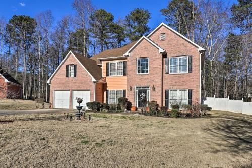 Photo of Spacious Lilburn Family Home with Private Yard!