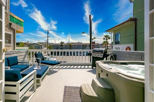 Photo of NB-3010B - Perfect Newport Beach Location II