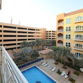 NearBy Hotel
