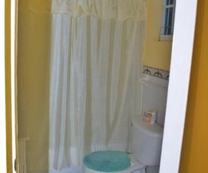 Unity Villa one bedroom apartment close to Montego Bay and Beaches with wifi Montego Bay Jamaica