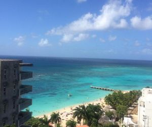Beach Resort Apt-AfricanSymbol Montego Bay Jamaica
