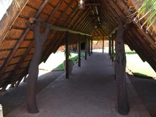 Фото отеля Kalahari Lodge