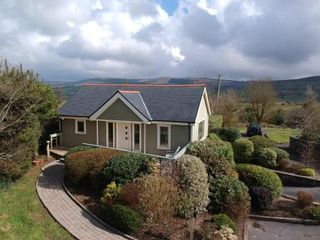 Hotel pic Luxury Holiday Home Bantry