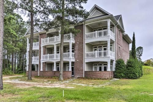 Photo of Anderson Creek Resort Condo on Golf Course with Pool