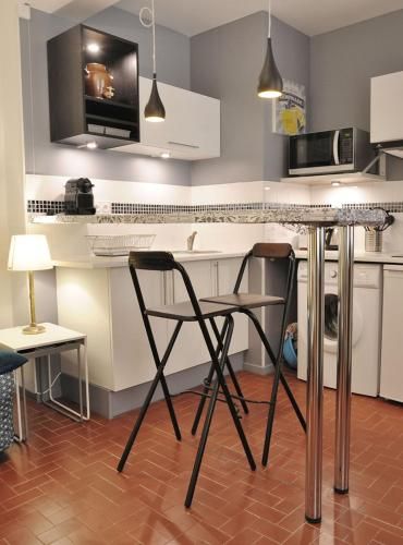 ApartHotel Riviera – Superieur Appartement 2 pieces AC – Old town – 4 mn Promenade des Anglais – Vin