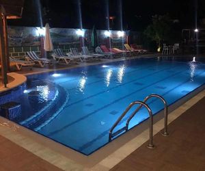 HOTEL LUGANO STANDART ODA Lara Turkey