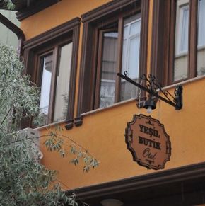 NearBy Hotel